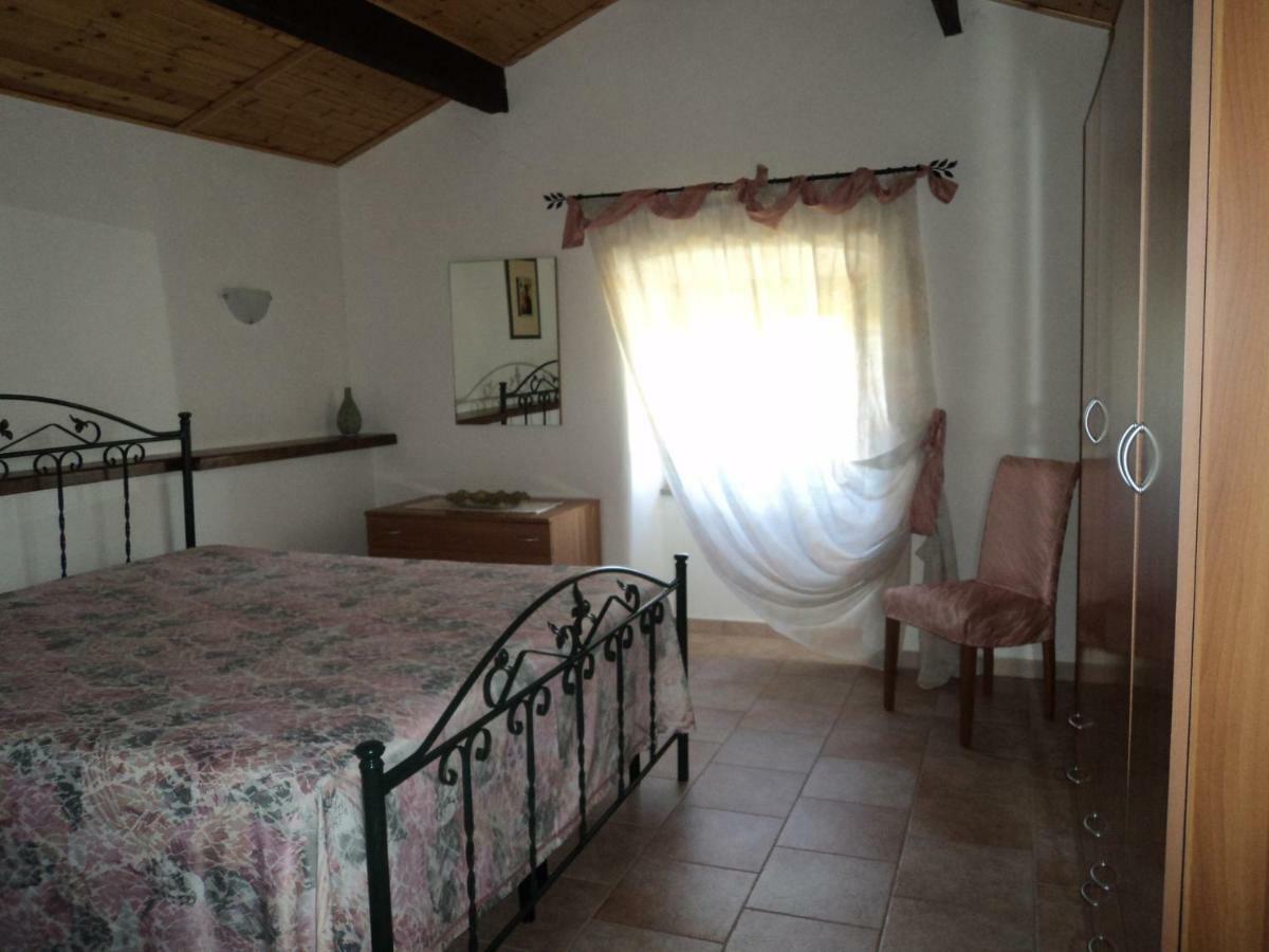 Residenza Agrituristica Santa Lucia Con Piscina Appartement Alghero